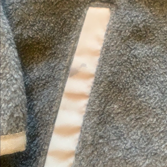 Fleece jacket - Picture 3 of 3